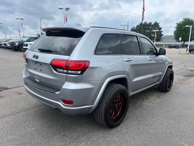 2019 Jeep Grand Cherokee — detail view
