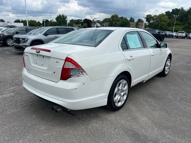 2011 Ford Fusion — detail view